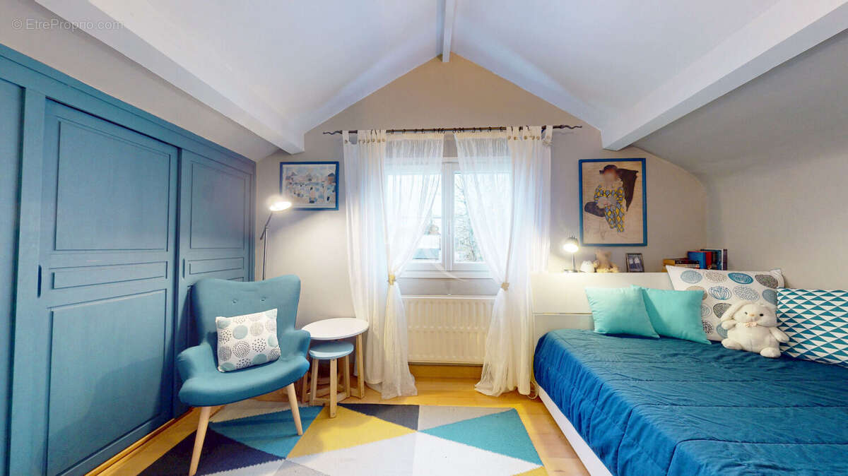 Maison à ROISSY-EN-BRIE