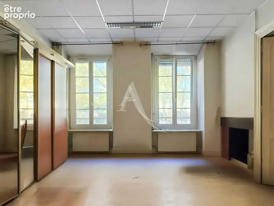 Pau Verdun , bureaux - photo 2