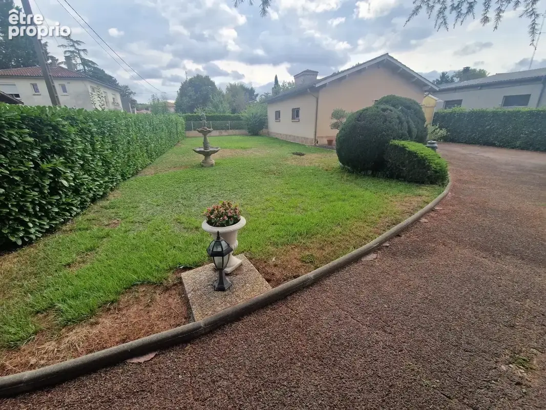 Villa Familiale avec appartement, grand garage et terrain plat - photo 7