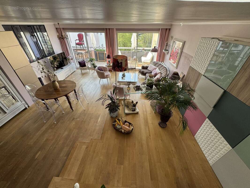 Appartement à LE PERREUX-SUR-MARNE