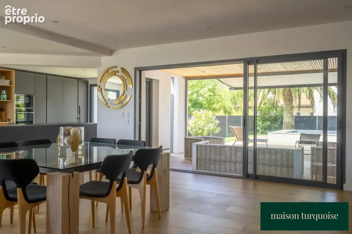 Maison 264 m² à Anglet  - photo 2