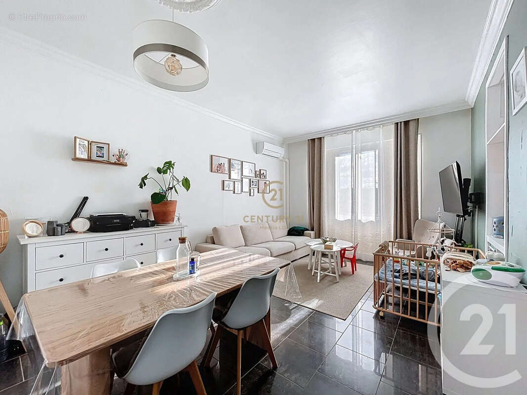 Appartement à GRIGNY