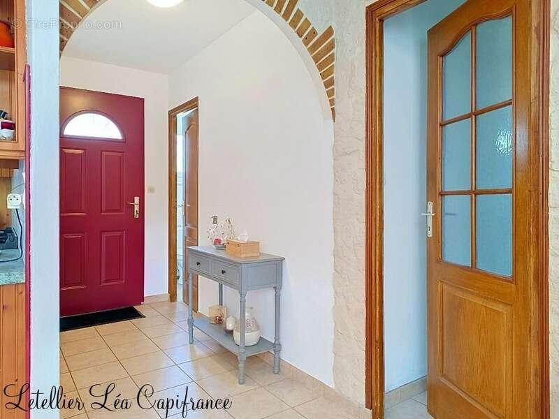 Maison à vendre 6 pièces  (Les châteliers) - photo 2