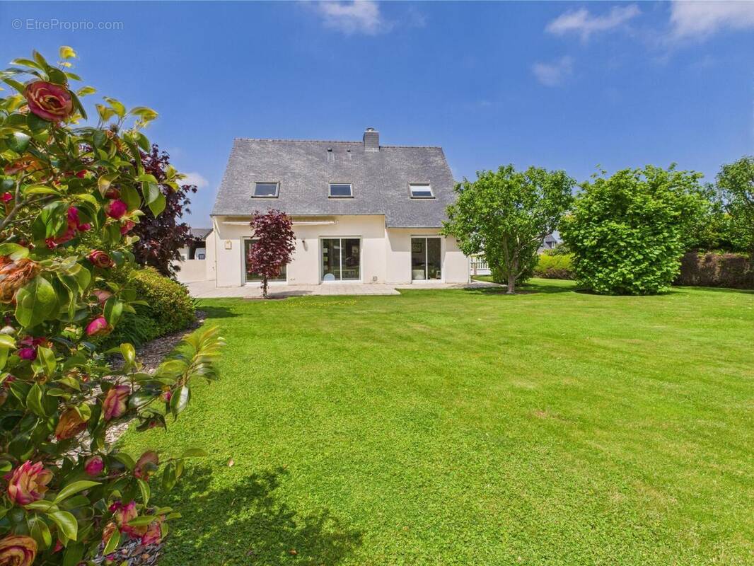 Photo 1 - Maison à PLOUVORN