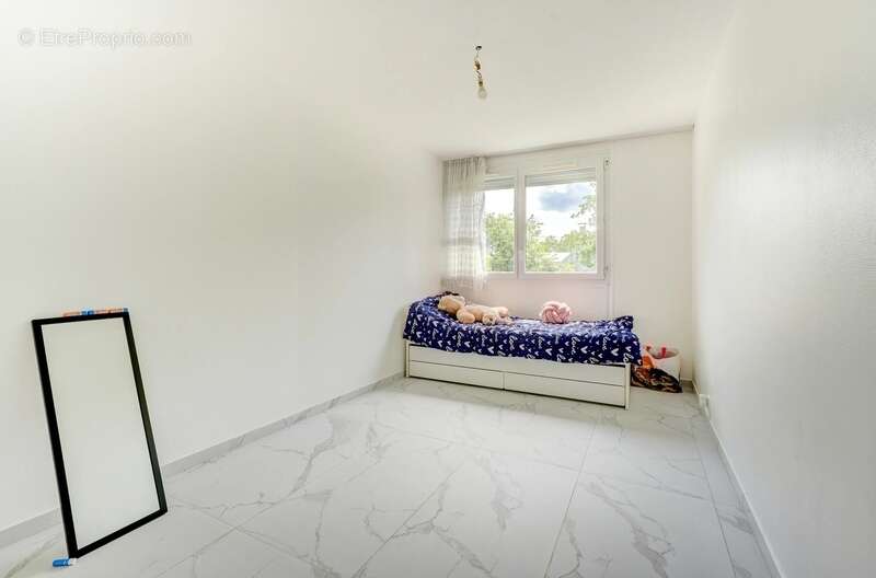 Appartement à BRON