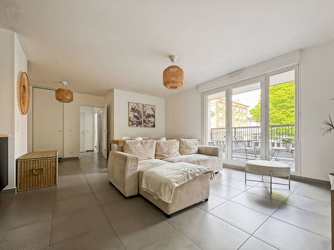 Appartement à NEUILLY-PLAISANCE