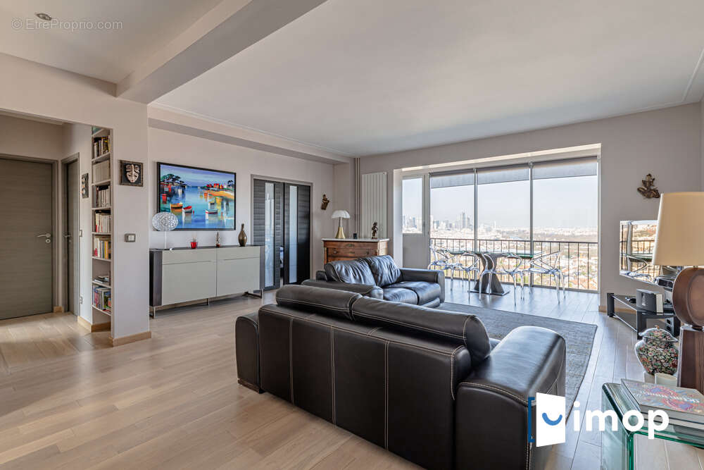 Appartement à SAINT-CLOUD