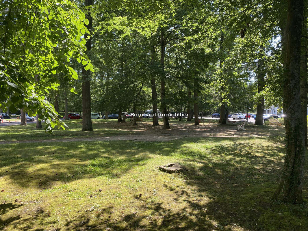 Appartement à LA CELLE-SAINT-CLOUD