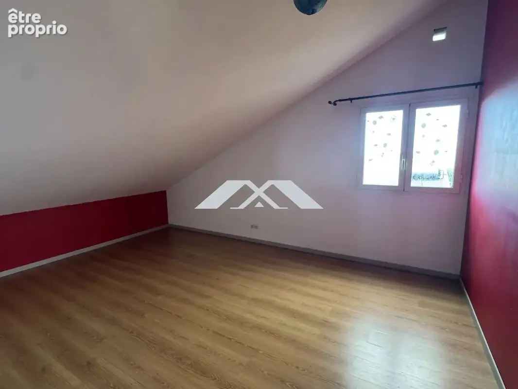 Maison 110 m² à Saint-Louis  - photo 9