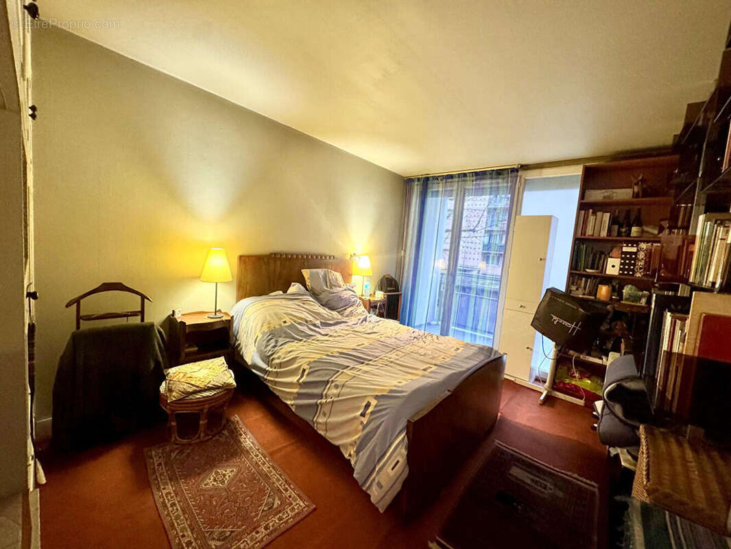 Appartement à CLICHY