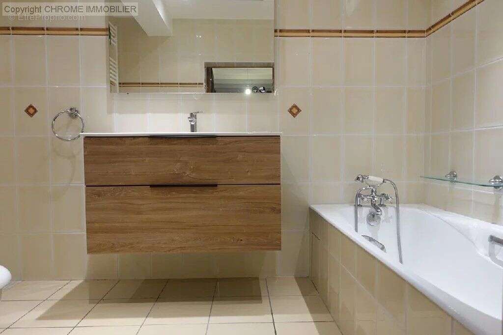 Maison à CASTELJALOUX