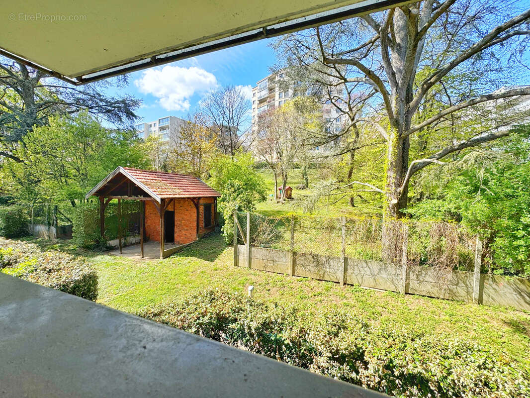 Appartement à LA MULATIERE