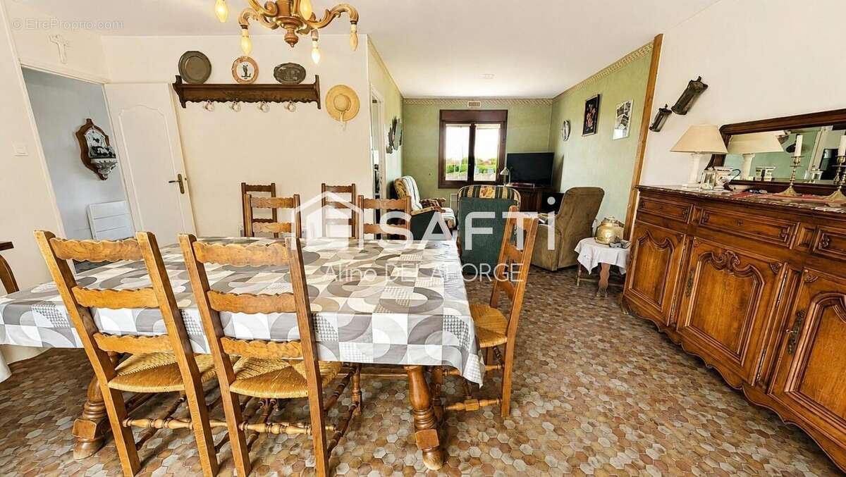 Photo 2 - Maison à SAVY-BERLETTE