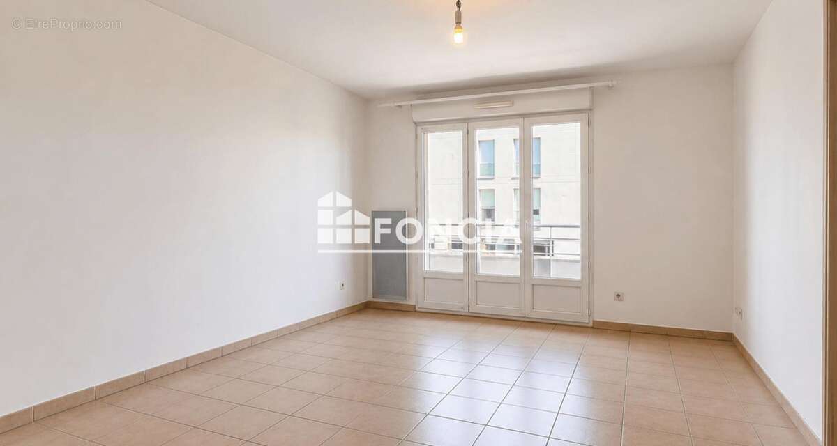 Appartement à LE PONTET
