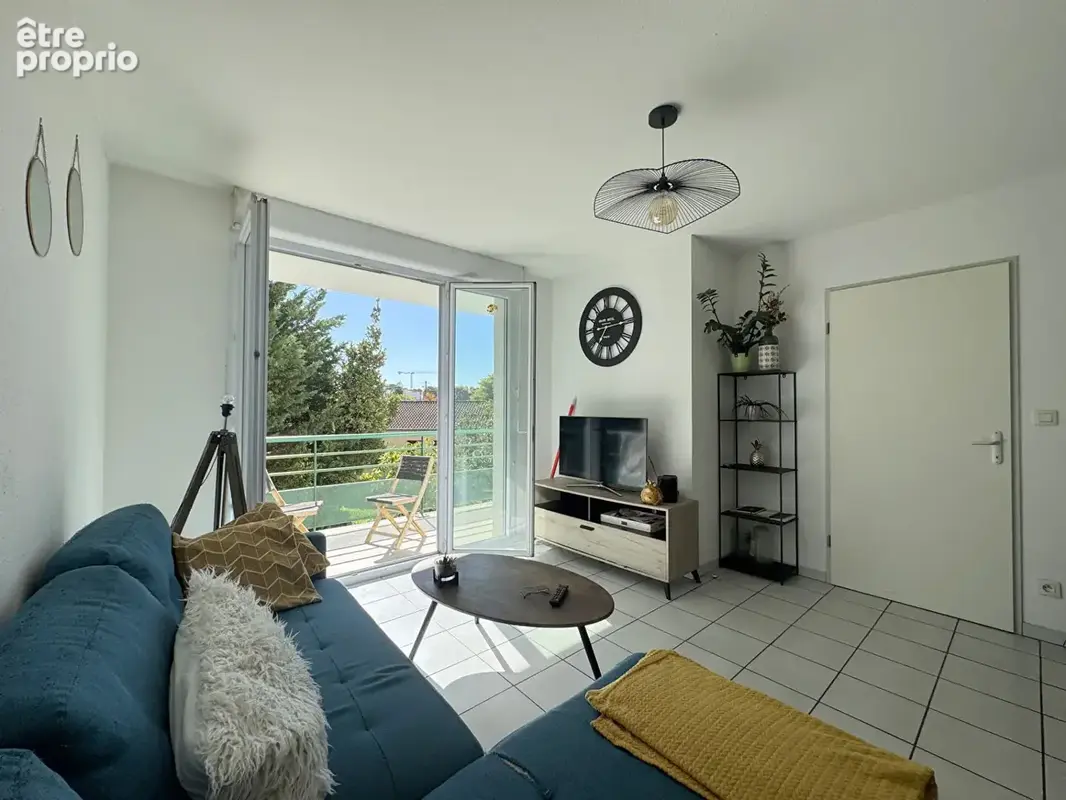 Appartement T2 ROYAN CENTRE avec balcon, parking, cave et ascenseur - photo 2