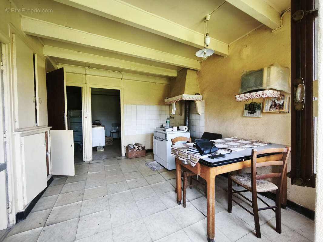 Maison à DORANGES