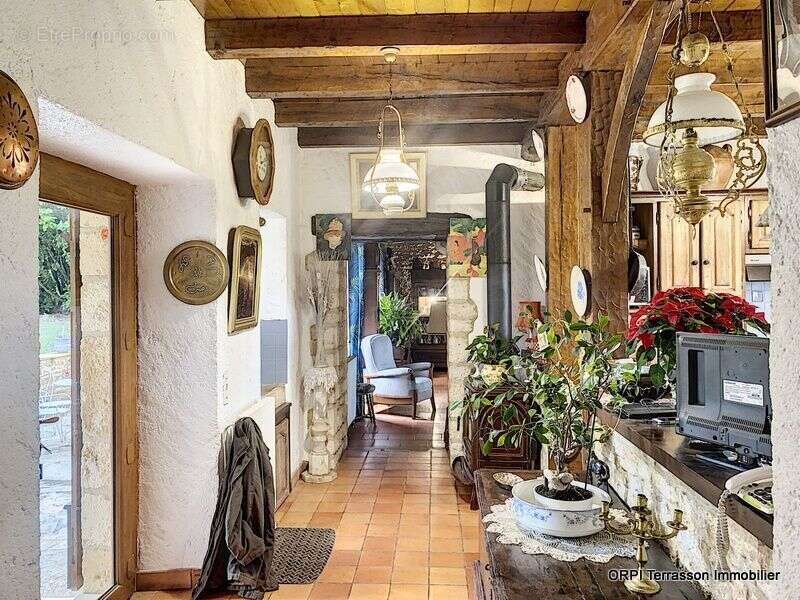 Maison à SALIGNAC-EYVIGUES