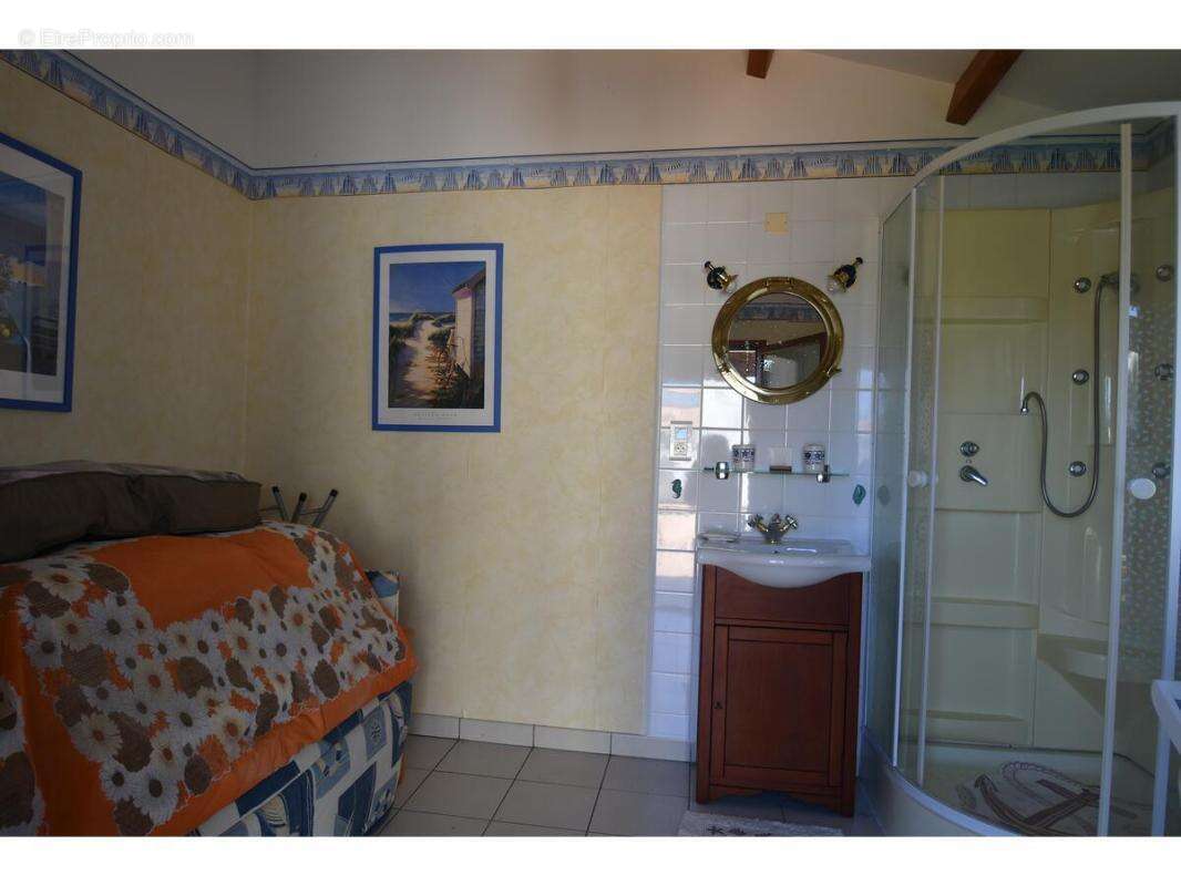 Maison à LA BREE-LES-BAINS
