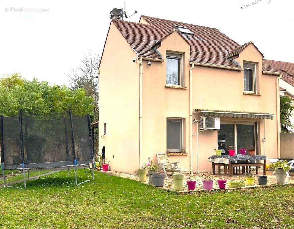 Maison à CROSNE