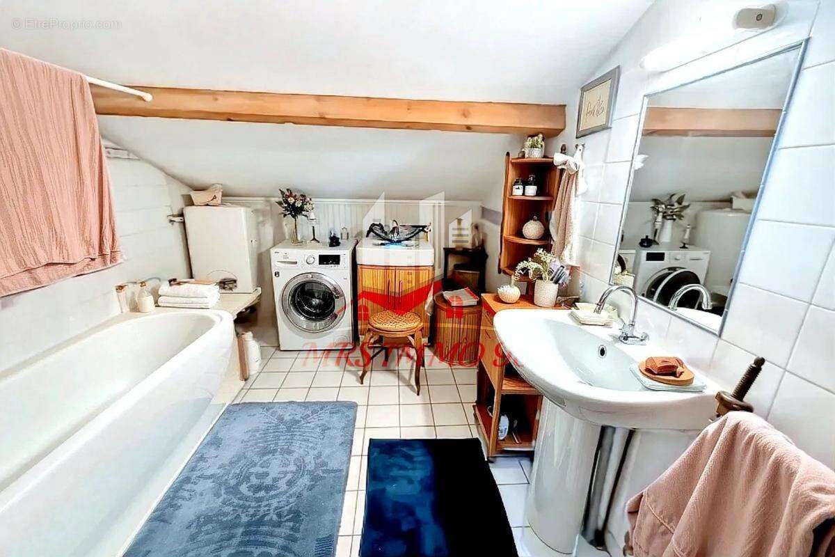 Appartement à SAINT-LEU-D&#039;ESSERENT