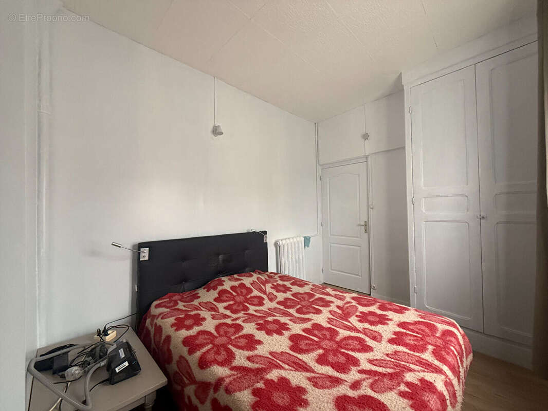 Maison à OURSEL-MAISON