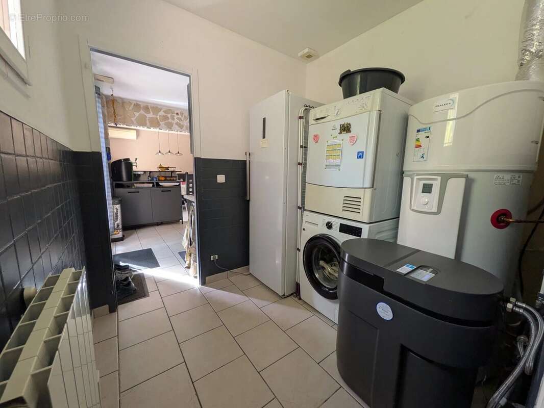 Maison d'habitation - 4 chambres - photo 6