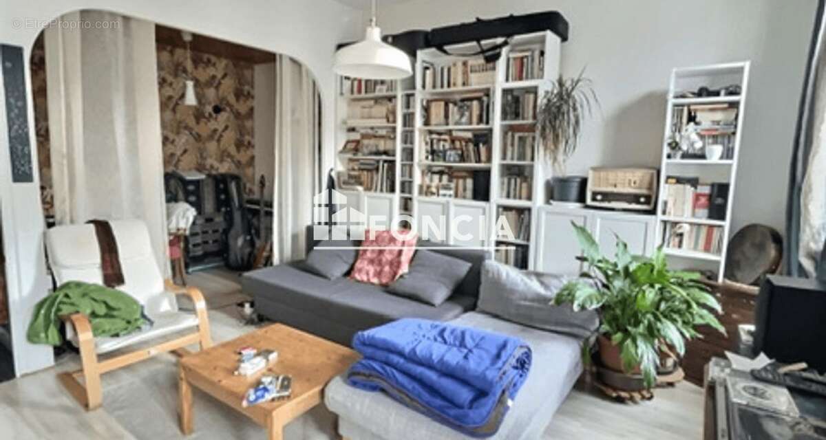 Appartement à SAINT-ETIENNE