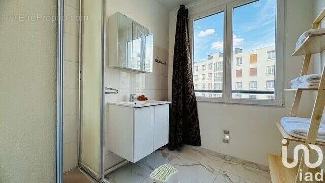 Photo 5 - Appartement à MONTROUGE