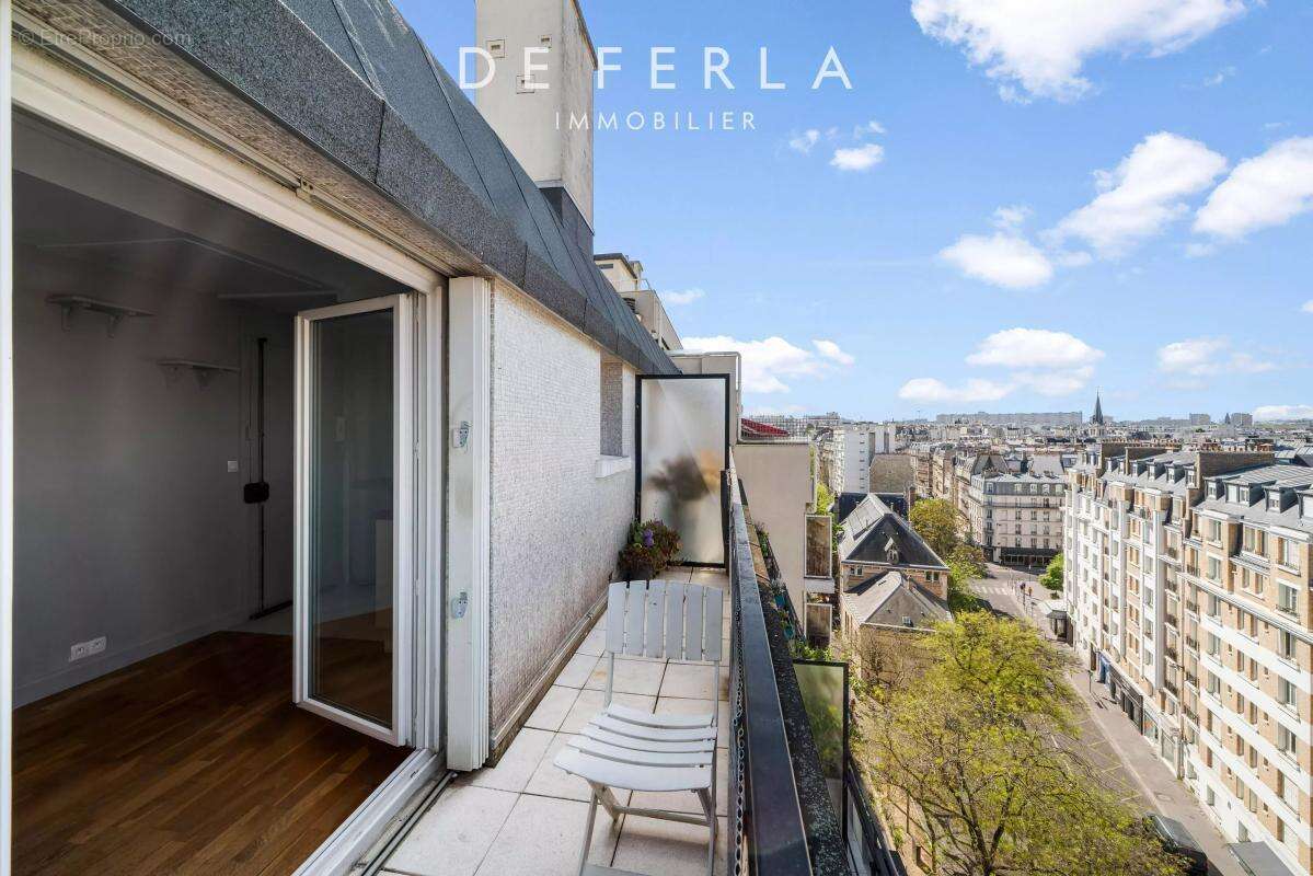 Appartement à PARIS-15E
