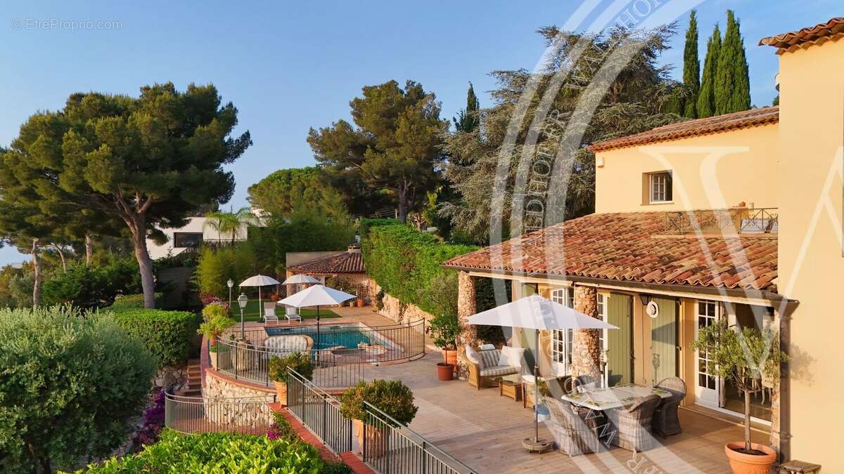 Maison à ROQUEBRUNE-CAP-MARTIN