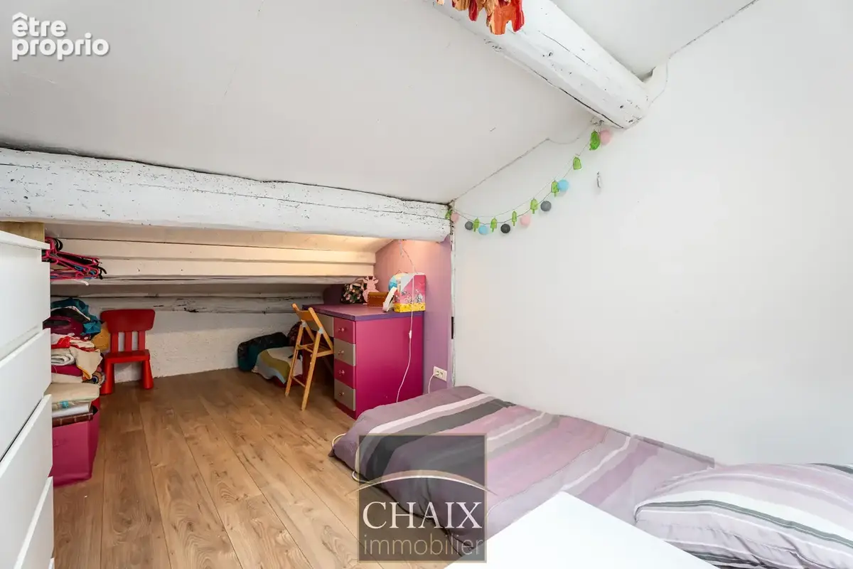 Appartement T4 de 80m2  avec caractère  Coeur Aubagne - photo 9