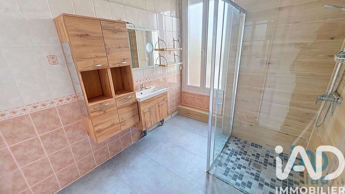 Photo 8 - Maison à ROMILLY-SUR-SEINE