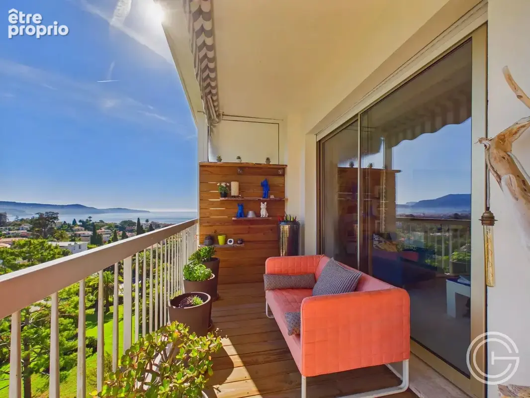 Appartement 4 pièces - Terrasse  - Cave - NICE FABRON - photo 6