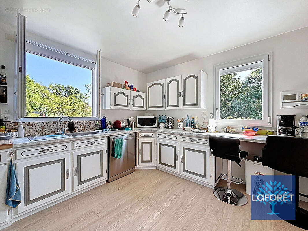 Maison à LA CHAPELLE-ACHARD