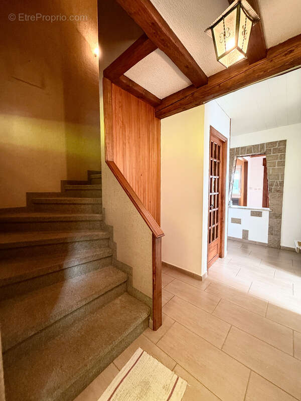 Maison 170 m² à Les Fins  - photo 9
