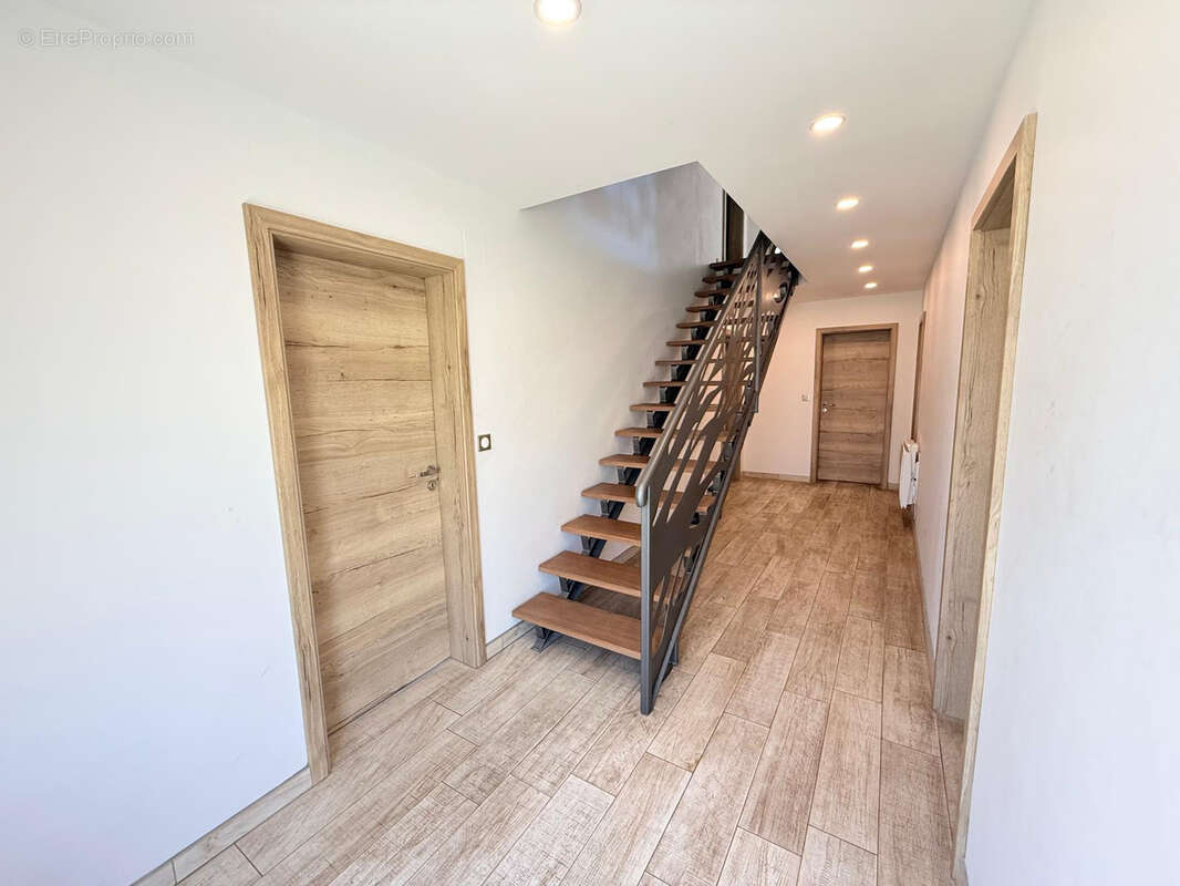 Maison à SAINTE-MARIE-AUX-CHENES