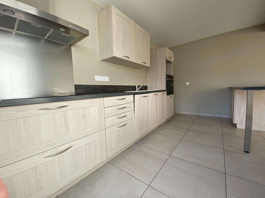 Appartement à BARBENTANE