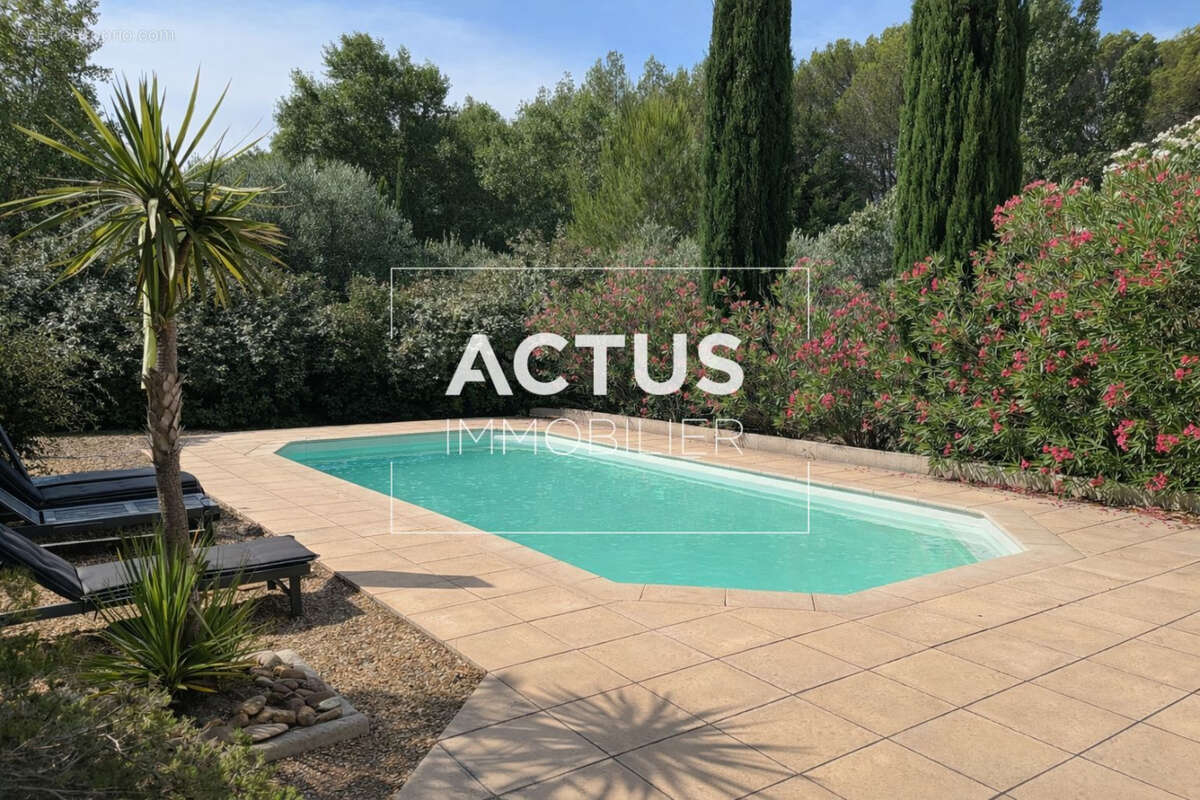 Maison à PELISSANNE