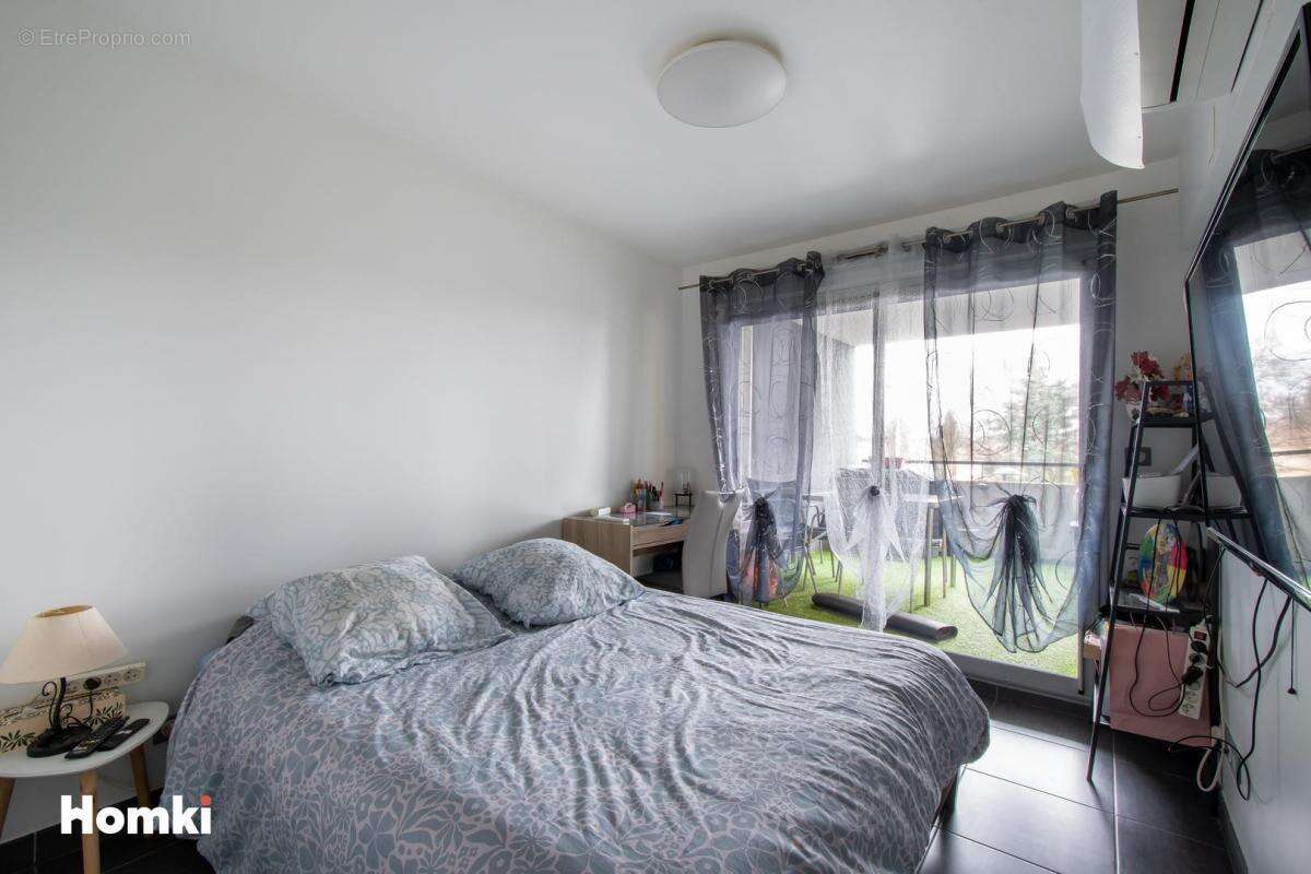 Appartement à JUVIGNAC