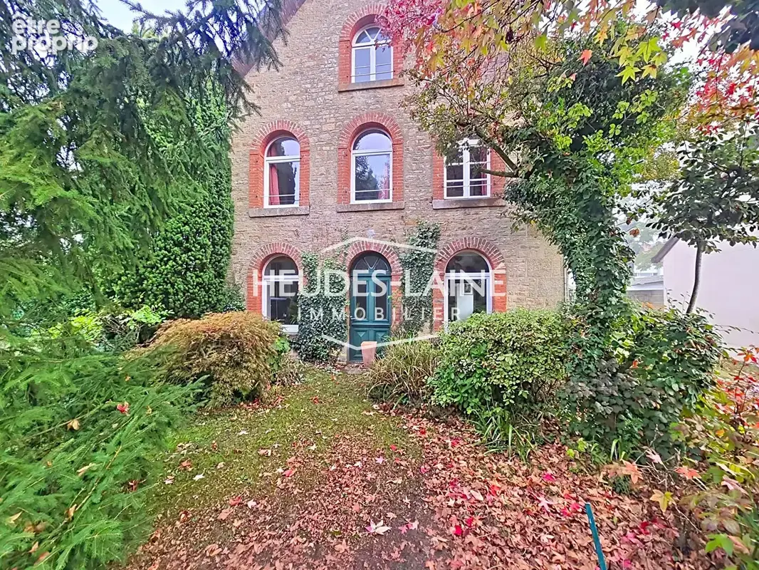 AVRANCHES - Le charme de l'ancien, l'espace en plus ! - photo 3