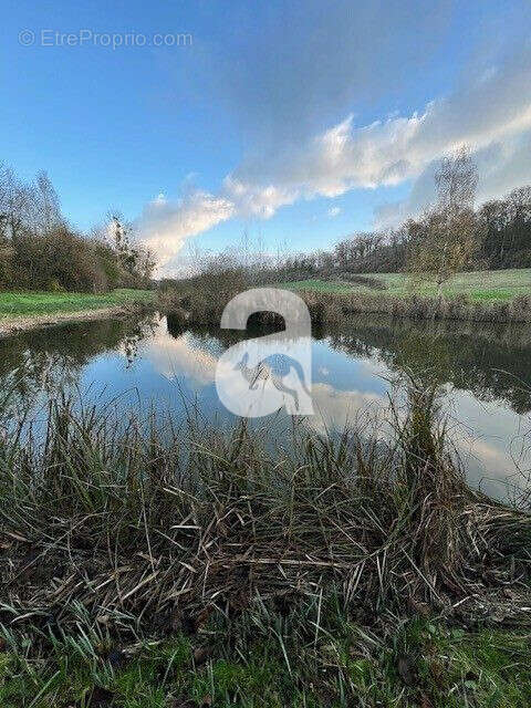Terrain à SOISSONS