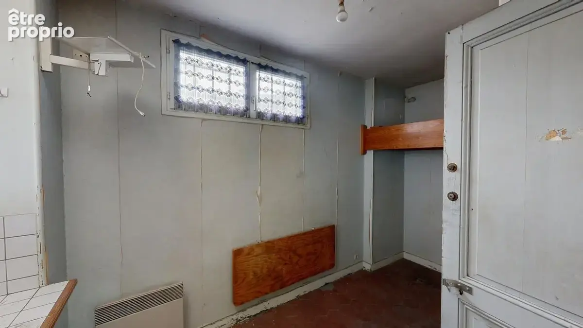 Chambre 16 rue Berteaux Dumas + cave (lots 12 et 15) - photo 6