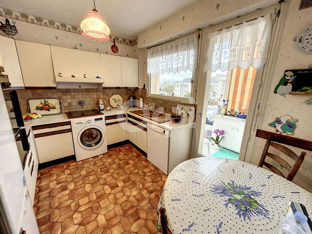 Appartement à BRIVE-LA-GAILLARDE