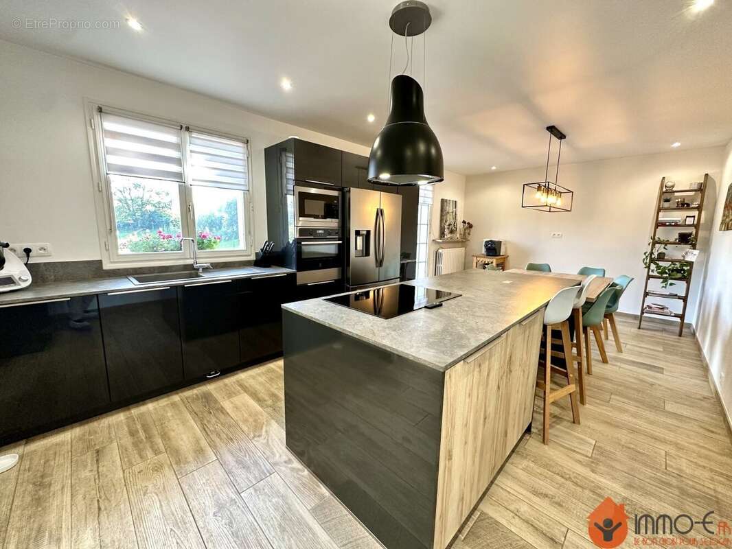 Maison à TOURNAN-EN-BRIE