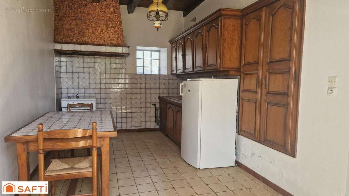 Maison 119 m² à Genouille  - photo 9
