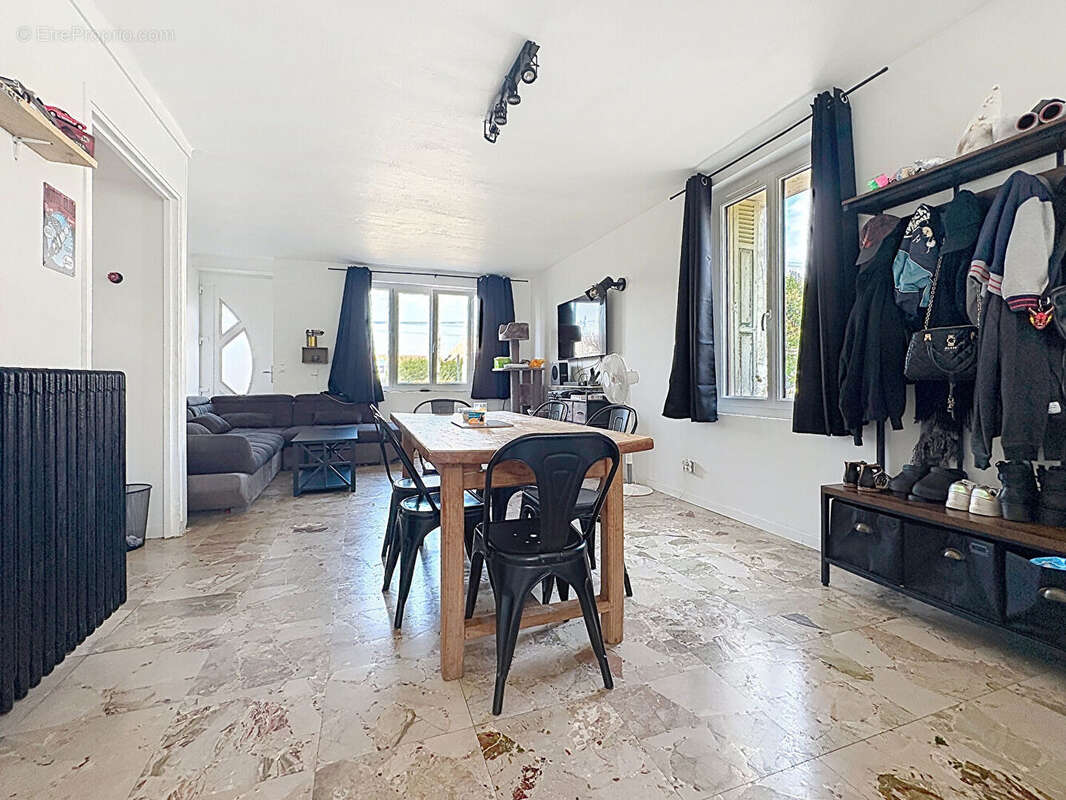 EXCLUSIVITE - CAEN SUD - Maison en pierres avec dépendance - photo 9