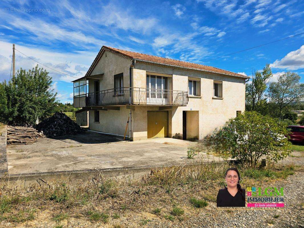 Maison à SAINT-HILAIRE-DE-BRETHMAS