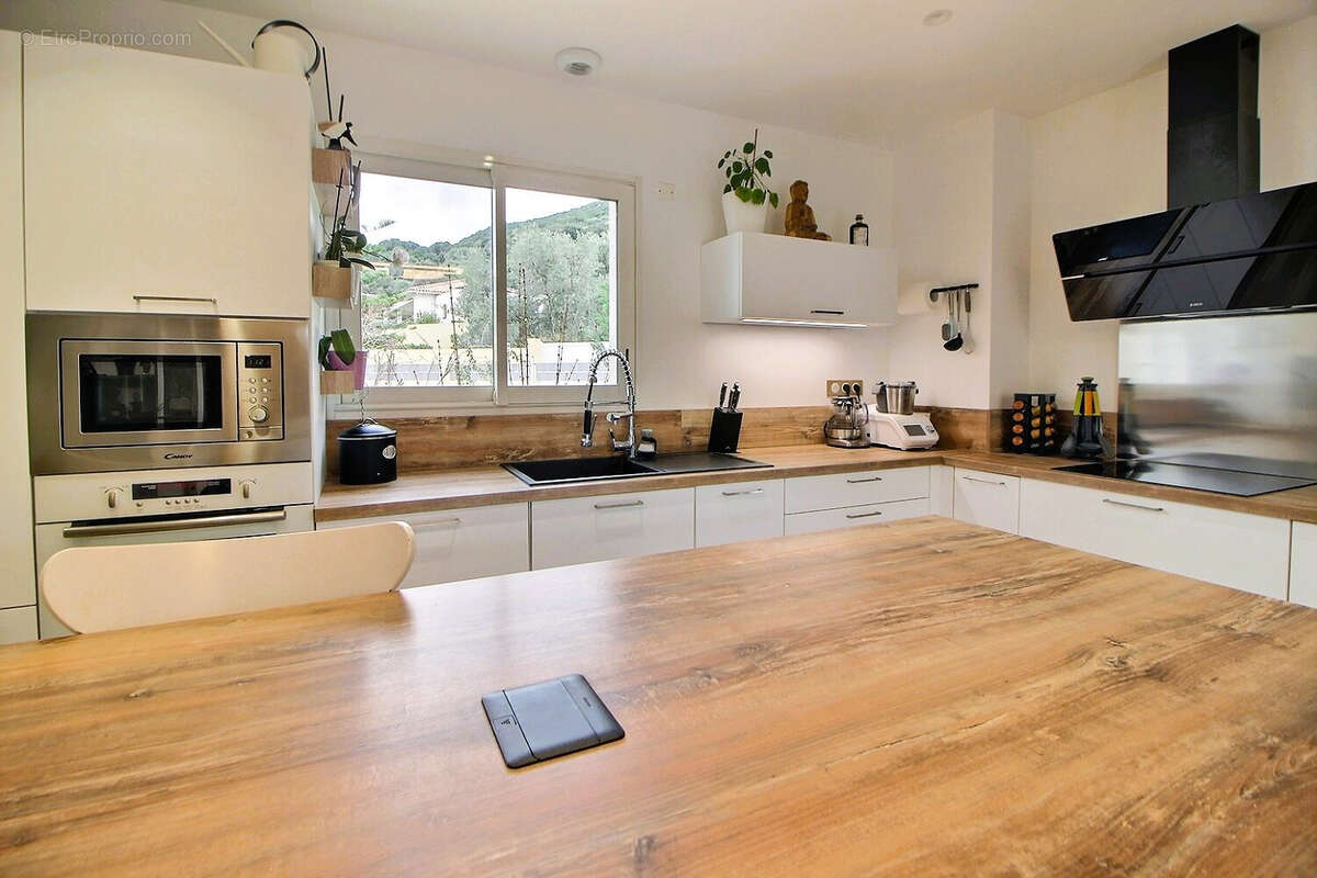 Appartement à ALATA