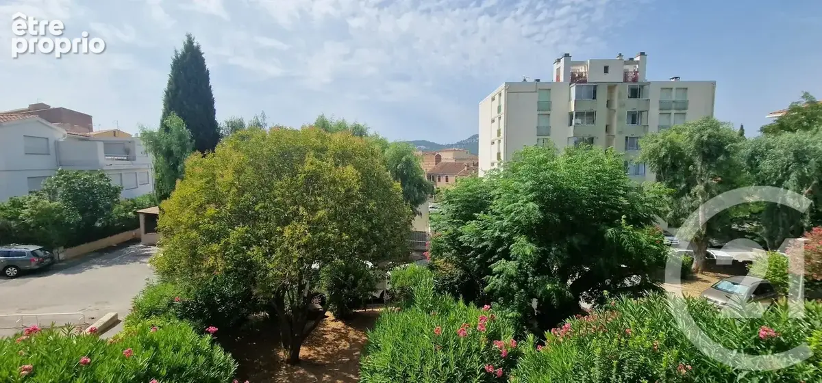 Appartement 80 m² à Hyeres  - photo 9