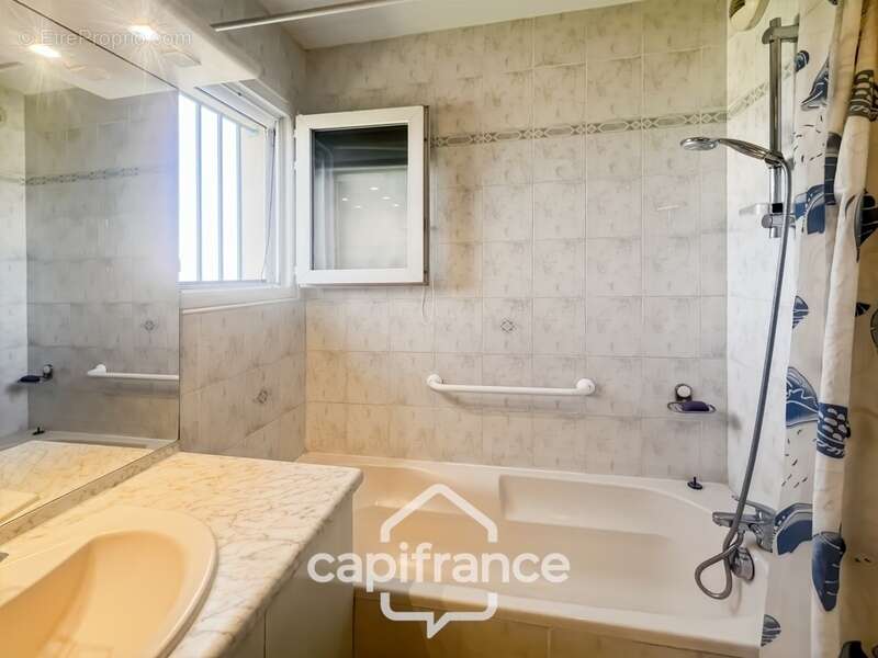 Appartement à HYERES